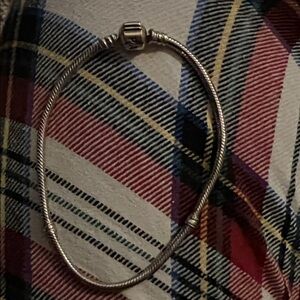 Elegant Classic pandora Silver Bracelet 8.5”